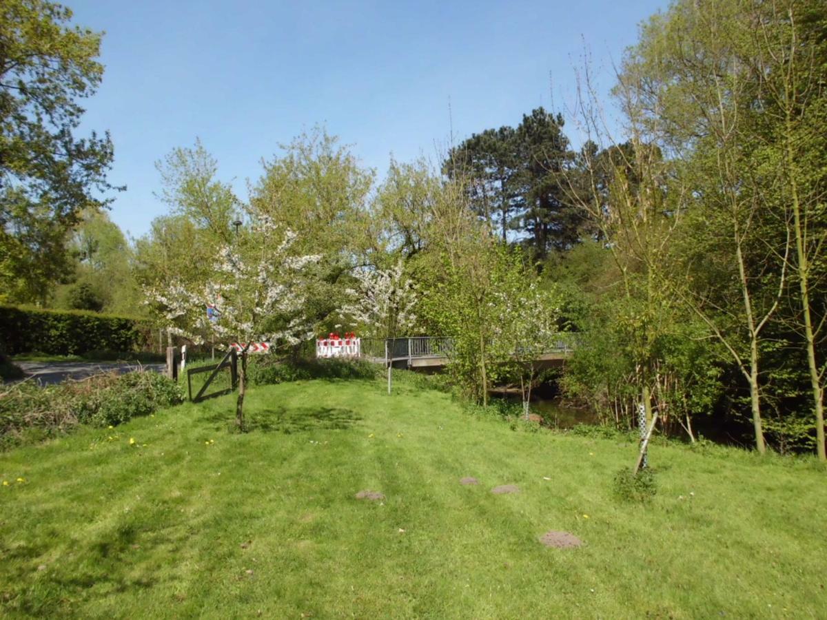 Idyllische Stadtrandwohnung ミュンスター エクステリア 写真